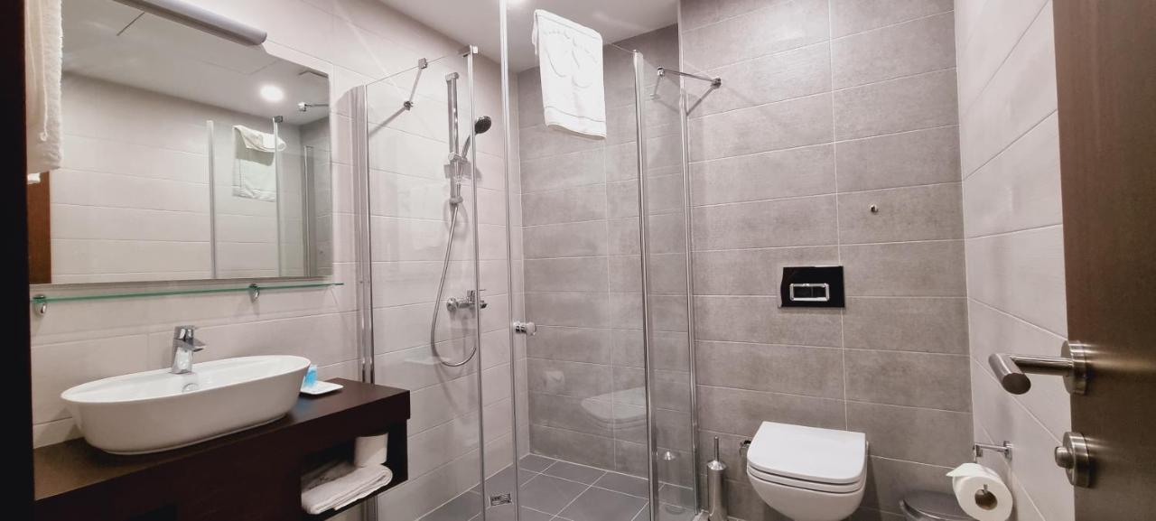 Hotel Salvador Batumi Ngoại thất bức ảnh
