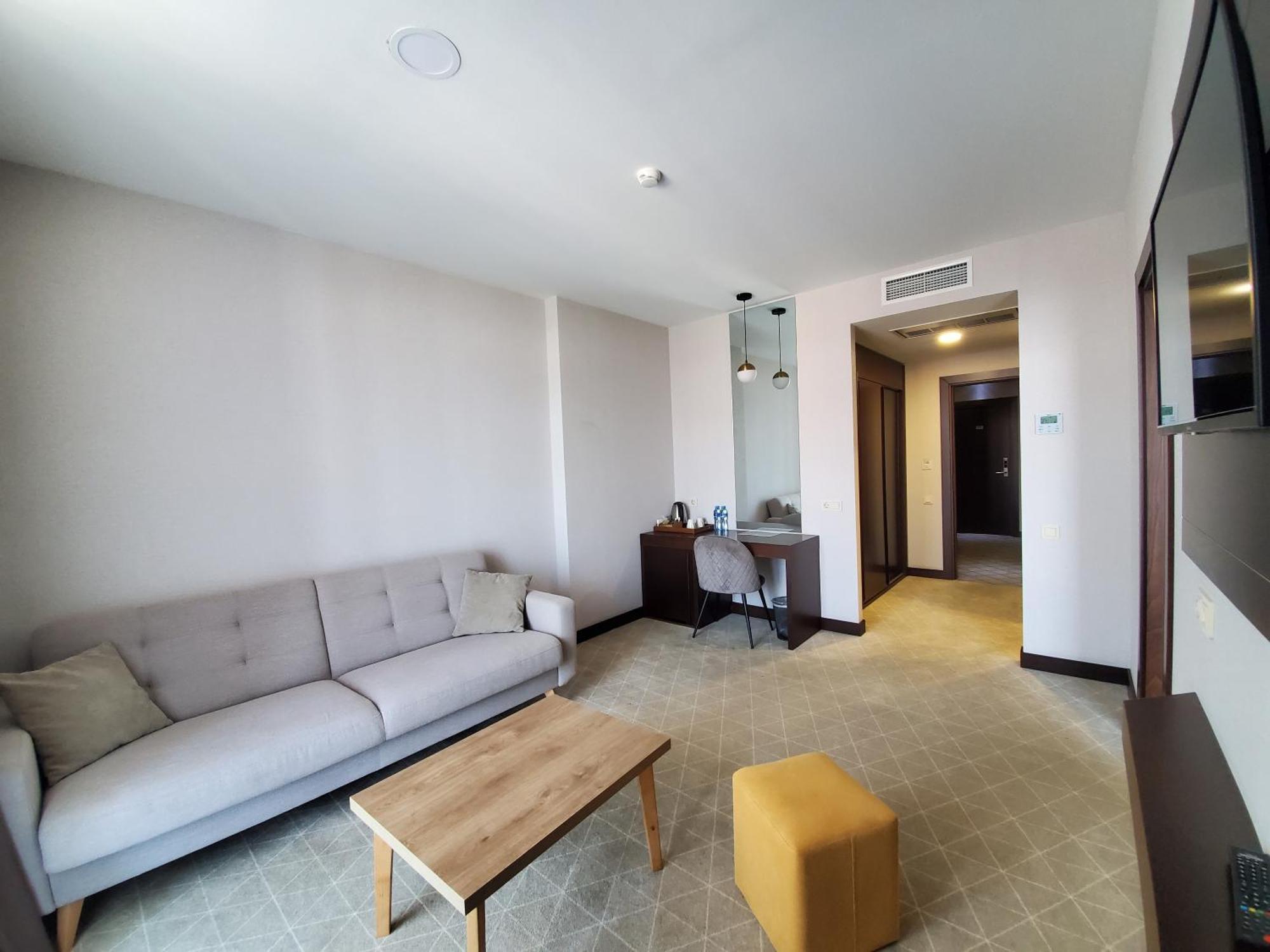 Hotel Salvador Batumi Ngoại thất bức ảnh