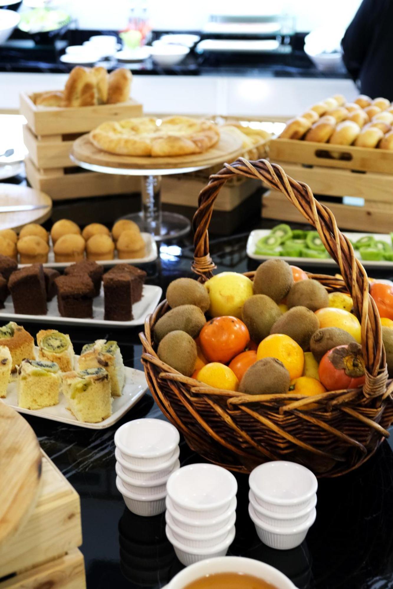 Hotel Salvador Batumi Ngoại thất bức ảnh